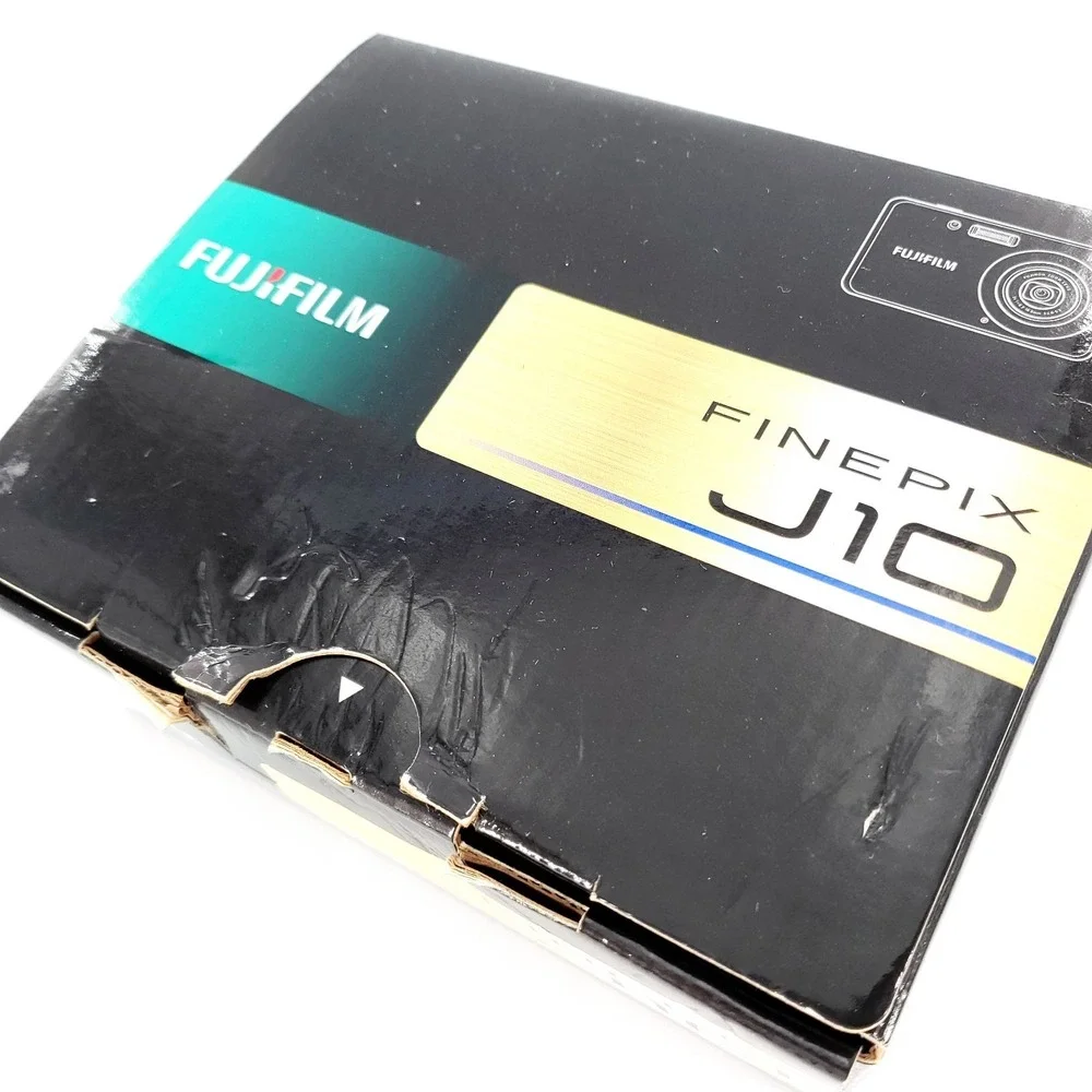 Fujifilm FinePix J Series J10 8.2MP Digital Camera Black Complete In Box Tested